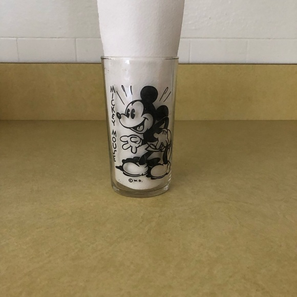 Walt Disney Set Of 5 Glasses - Picture 6 of 6